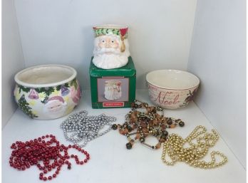 Christmas Ceramics And Beads Lot