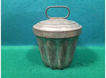 Antique Two Piece Heavy Gauge Tin Pudding Mold With Handle. Stamped: 1. G.M.T. & Co. Germany.