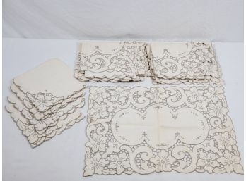 Vintage Assortment Of Linen & Embroidered Placemats And Napkins.