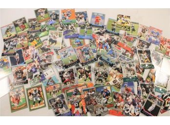 Mixed Lot Of Vintage Football Cards With John Elway, Manning, Rice, Brady, Montana, Moss, Favre & B. Sanders
