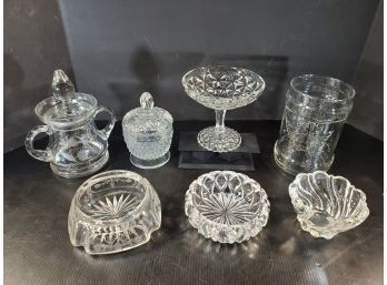 Very Pretty Decorative Assortment Of Etched & Cut Crystal & Glass