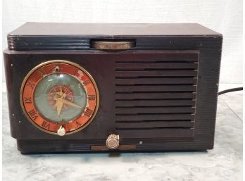 Vintage GE General Electric Bakelite Model 60 Radio Alarm Clock - For Repair - See Description