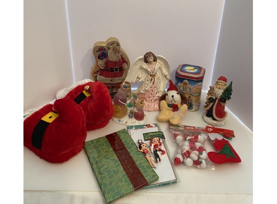 Assorted Holiday Items