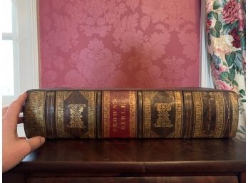 Large John Brown's Self-Interpreting Bible With Metal Clasp Closure (dated 1820)