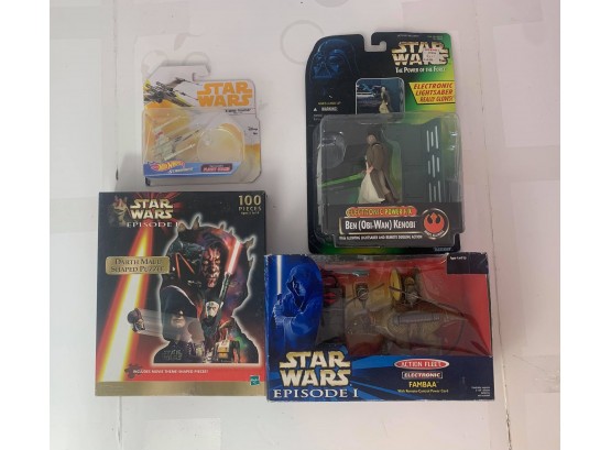 Mixed Lot Of Star Wars Figures , Puzzle And More 1996,99,2017