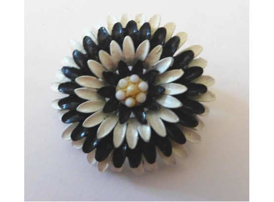 Vintage Black & White Painted Fkower Pin