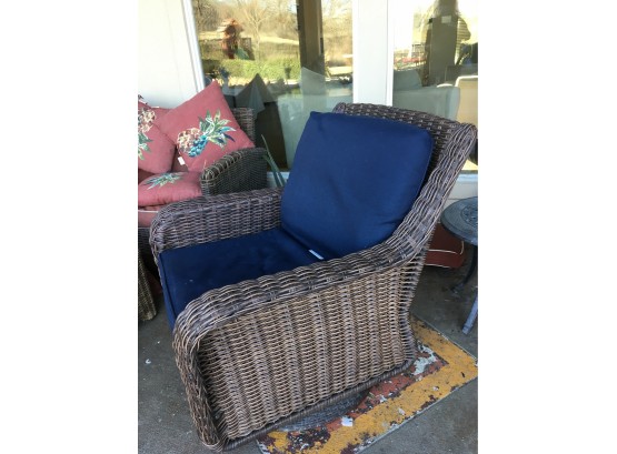 Hampton Bay Wicker Swivel Chair 32 X 28 X 36