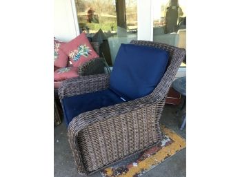 Hampton Bay Wicker Swivel Chair 32 X 28 X 36