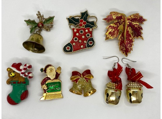 7 Vintage Christmas Broaches, Pins & Earrings, Jewelry