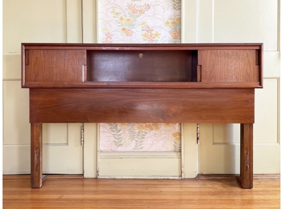 A Mid Century Modern Cavalier Furniture Full Size Headboard, Possibly Arthur Umanoff