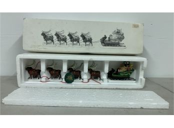 Department 56 Holiday Series Santas Sleigh & Eight Tiny Reindeer
