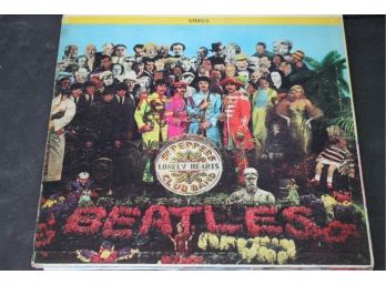 Rare 'Sgt PEPPERS LONELY HEARTS CLUB BAND' Vintage Album By The BEATLES With Mint Cut Outs On CAPITOL RECORDS