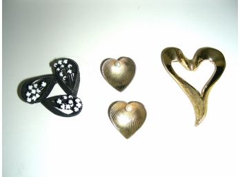 Costume Jewelry Lot Of 4 Pins (3S): Hearts And Flowers