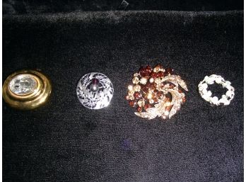 4 Costume Jewelry Pins (3N): Wreath Marked Mizpah
