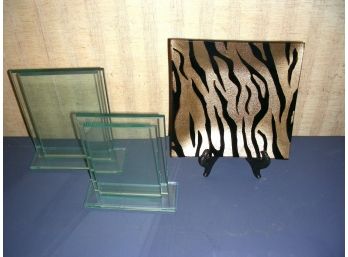 Lot: Two Glass Picture Frames Plus Square Glass Plate