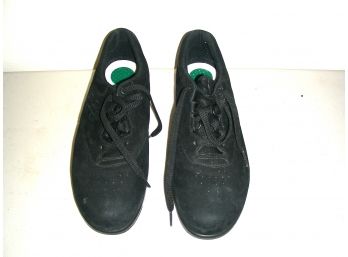 Pair Of SAS FreeTime Sneakers With Box, Size 7.5M, In Charcoal Color