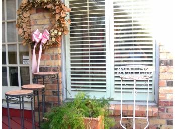Patio Lot F: Wreath, Set Of 3 Stands, White Plant Stand, And More