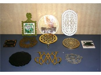 Lot: 11 Trivets And Hot Pads