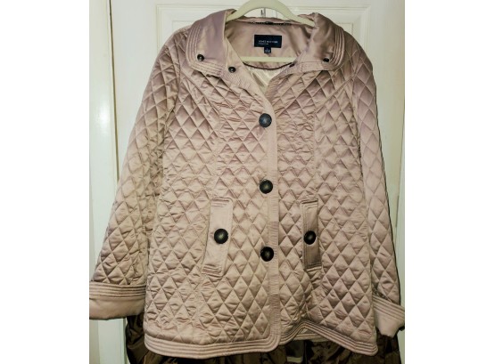 Jones New York Ladies Winter Coat - Size Large - Quilted Tan Button Up