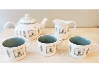 Pretty Pfaltzgraff Teapot, Creamer Pitcher & Three Mugs