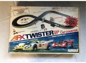 AFX Twister Racing Set With Cars
