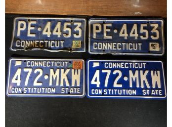 2 Pairs Of Vintage Connecticut License Playes
