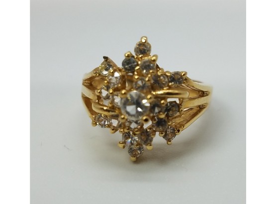 Gorgeous Gold Tone Ring With Several Wonderful Cubic Zirconia Stones