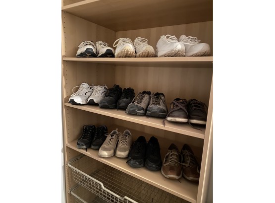 Large Group Of Men's Sneakers - Nike - Reebok & More           -Upstairs H -