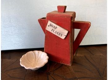 Kitschy Vintage Wood Soap Container And Petite Ceramic Dish