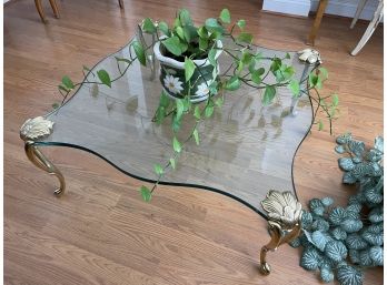 Beautiful Coffee Table  (plant Not Included) 36.5x37.5x16