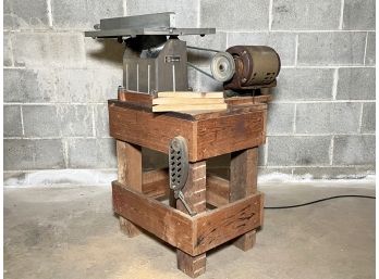 A Table Saw And Blades
