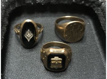 Two Mens And One Women's Vintage 10k Gold Rings.