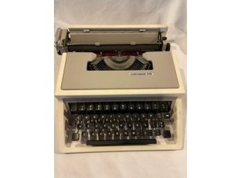 Underwood 310 Typewriter In Case. Made In Spain. Excellent Condition
