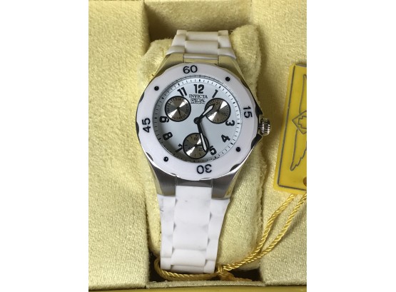 Brand New INVICTA Angel Couture Ladies White Silicone Strap Watch With Brand New Battery - Paid $300