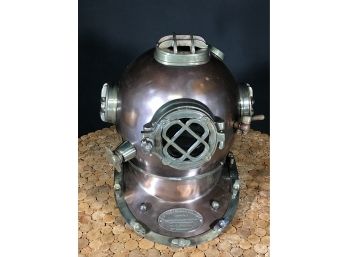 Amazing U.S. Navy Style Copper Divers Helmet - Great Decorative Look - AMAZING VINTAGE LOOK !