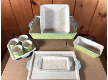 Temp-Tations Ceramic Bakeware Set With Lids - 'Floral Lace' - NEW No Box
