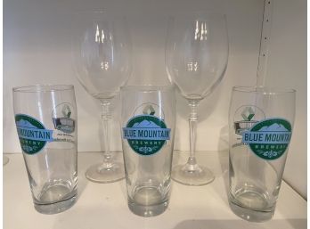 Bar Ware. Two 10 1/2 Inch Wine Glasses And Three Blue Mountain Brewery Wine Glasses