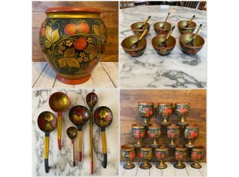 Lot/32 Vintage Russian Khokhloma Hand Made & Hand Painted Wood & Lacquer Wares