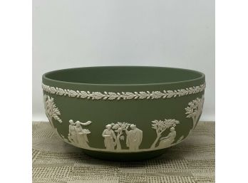 Vintage 1974 Wedgwood Jasperware GREEN & WHITE 8' Neo-Classical Bowl