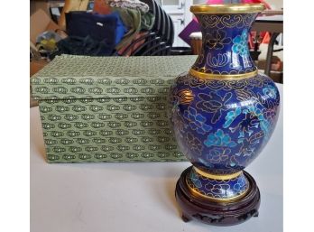 Stunning Vintage Dragons Cloisonne Vase In Its Original Box. Beautiful Dragons Scenes. Wood Stand Included.