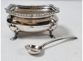 Antique Goldmiths & Silversmiths English Sterling Silver Salt Cellar & Matching Spoon