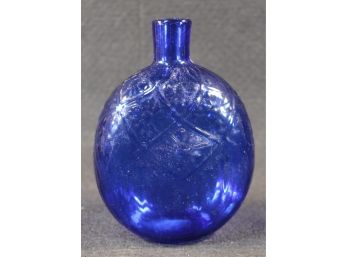 Beautiful Vintage Hand Blown Cobalt Blue Flore Embossed Bud Vase
