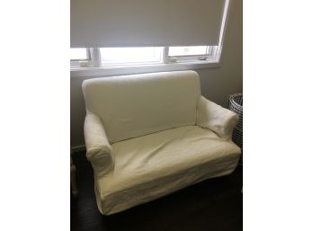 Loveseat With White Floral Matelesse Slipcover 51x35x34 Need Help Item On 2nd Floor