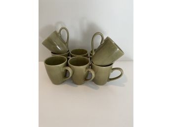 HOME TRENDS Eight Green Mugs