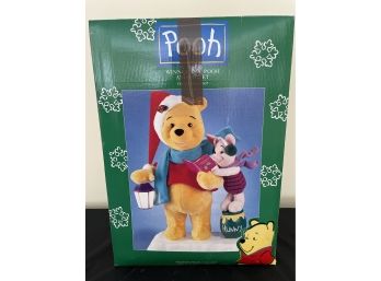 DISNEY Winnie The Pooh & Piglet Christmas Motion-ettes