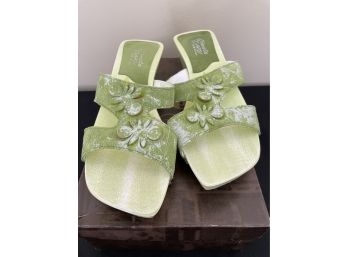 DARDI Green Slides With Floral Details Size 8 Italy