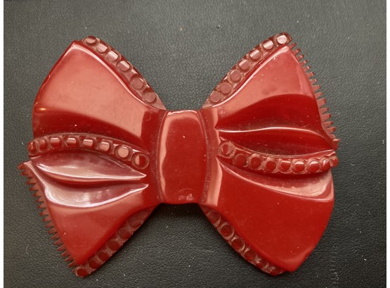 Vintage Bakelite Pendant Cute Red Bow
