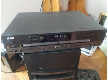 RCA Model No. CDRW-121 DVD Player