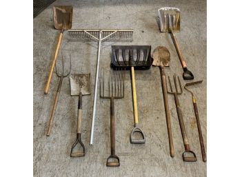 Assorted Yard Tool Lot #4