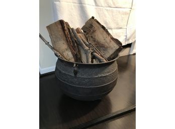Cast Iron Pot With A Log Snatcher